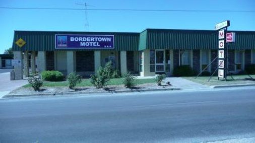 Bordertown Motel Exterior photo